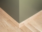 Preview: Plinthes Bouleau Rustique 24x100 mm non traitée 2m avec rayon 20mm NON rebouchés