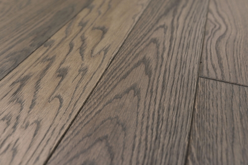 Solid Parquet Chevron Hungarian herringbone 60° Oak Rustic 16/22 mm