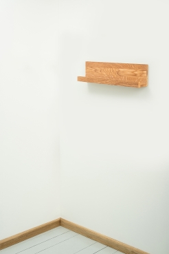 Wall shelf Solid Oak Hardwood with hangers 20 mm, Length: 600mm, prime grade natural oiled