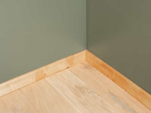 Plint 20x52 mm Berken Select Natur Helder Gelakt 1,5-2,5m Gebogen
