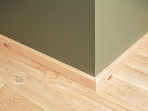 Plinthes Bouleau Rustique 24x60 mm huile cire dure blanc naturel 2m avec rayon 5mm NON rebouchés