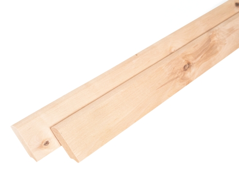 Plinthes Bouleau Rustique 24x80 mm non traitée 2m avec rayon 20mm NON rebouchés