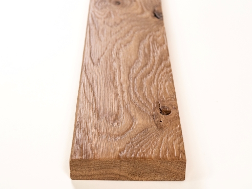 Plint Eiken Rustiek 18x70x2000mm met radius, helder gelakt, geborsteld