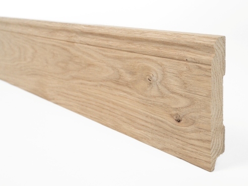 Plinthes Chêne Rustique 20x110 non traitée 1,5-2,5m Profil Hamburger, nœuds NON rebouchés