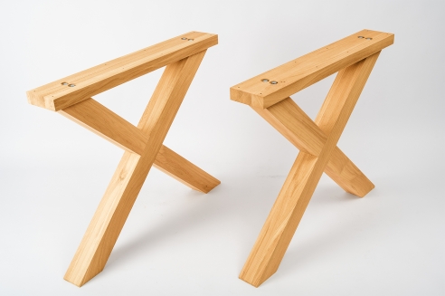 Set: Küchentisch + Sitzbank mit X Gestell aus Massivholz Eiche 40mm klar lackiert
