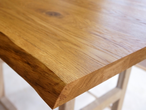 Eiche Rustikal mit 2 Baumkanten 40 mm gebürstet naturgeölt Arbeitsplatte Massivholzplatte Tischplatte