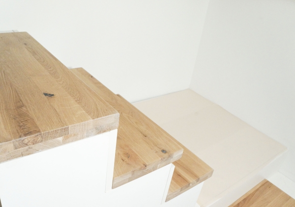 Stair tread Solid Oak Hardwood, Rustic grade, KGZ 40 mm, hard wax oil nature white