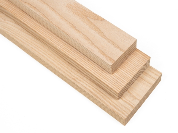 Houten lamel Essen A/B 24x60mm 40-200cm Plint Lijstwerk Onderconstructie