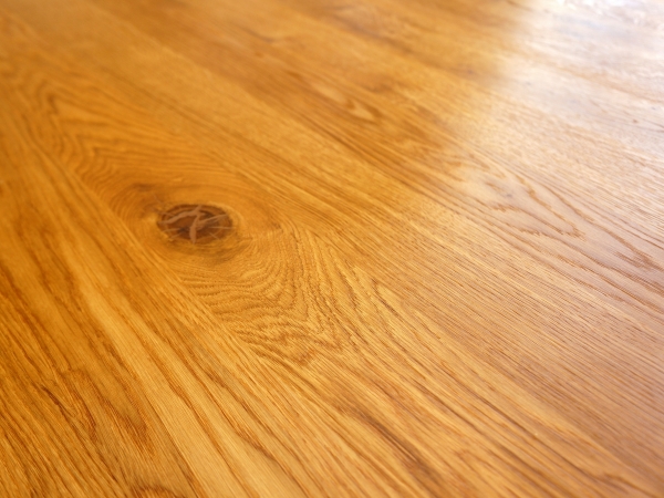Solid Oak Platform with untrimmed front edge, 40 mm, Rustic grade, natural oiled brushed
