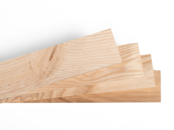 Houten lamel Essen Rustiek 24x60mm 40-200cm Plint Lijstwerk Onderconstructie