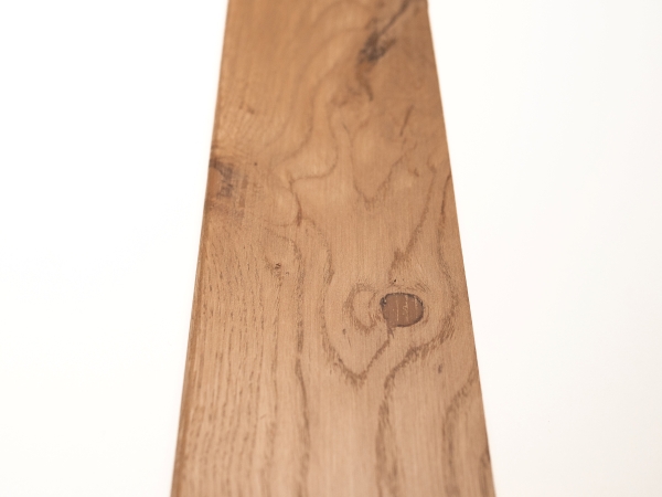 Fußleiste Sockelleisten Eiche Rustikal 18x70x2000mm, Bronze geölt (R=5mm)