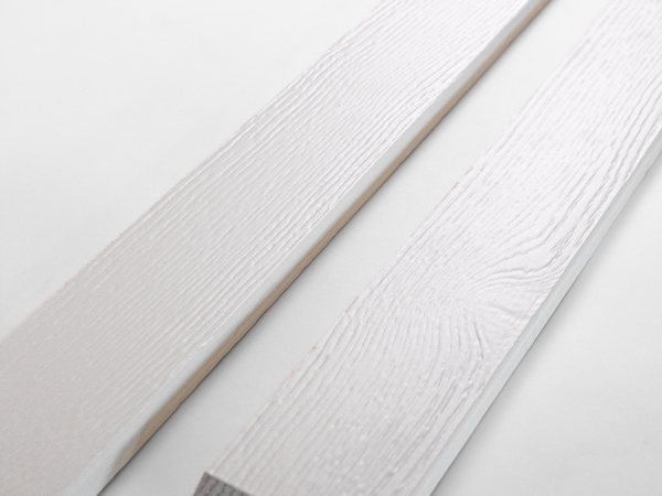 Sockelleisten Eiche Rustikal 18x70x2000mm, gebürstet, weiß lackiert RAL9010, (R=5mm)