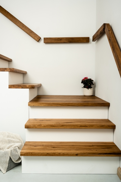 Stair tread Solid Oak Hardwood, Rustic grade, 40 mm, natural oiled