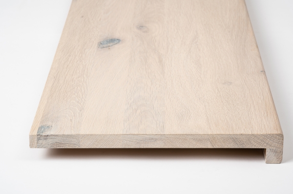 Stair steps anti-slip oak DL 20mm brushed, white oiled with rubber lip