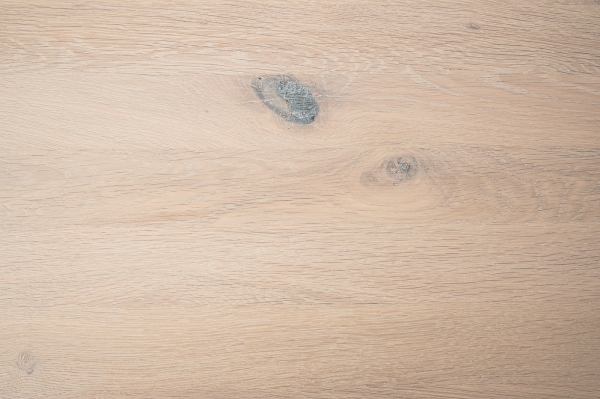 Stair steps anti-slip oak DL 20mm brushed, white oiled with rubber lip